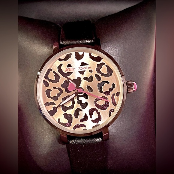 Betsey Johnson Black Animal Print watch with box - Picture 2 of 4